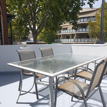 Adelaide Pulteney Motel Экстерьер фото